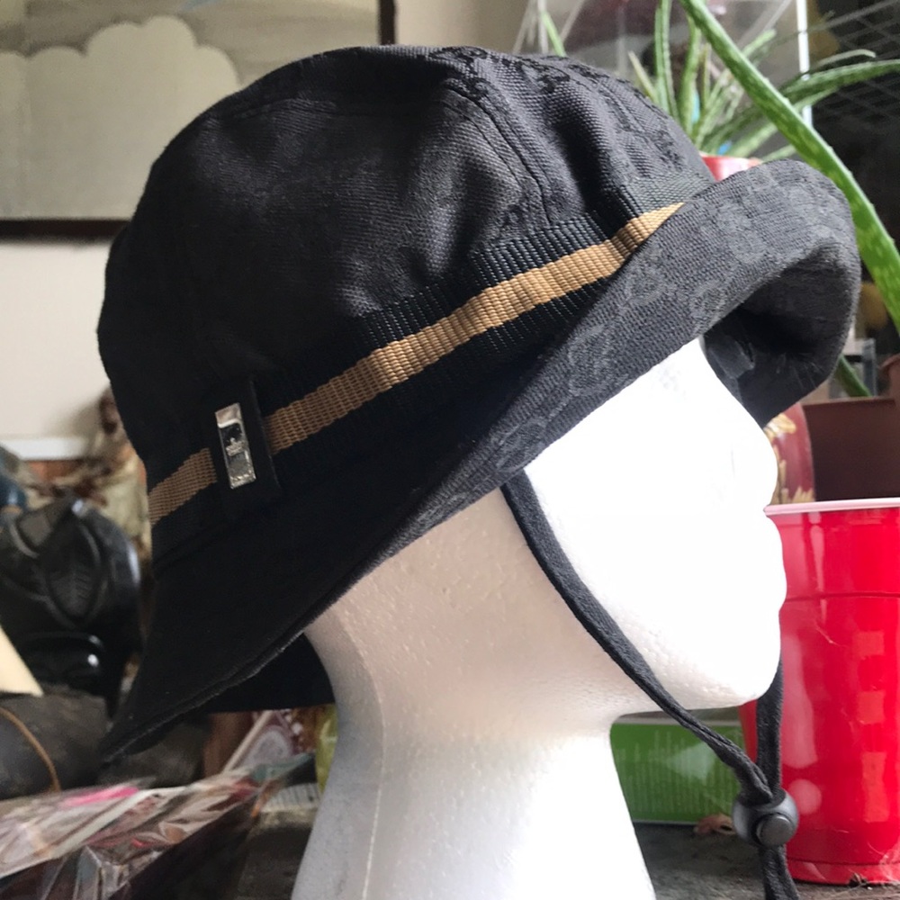 Gucci black bucket hat with fur ears /chin strap
